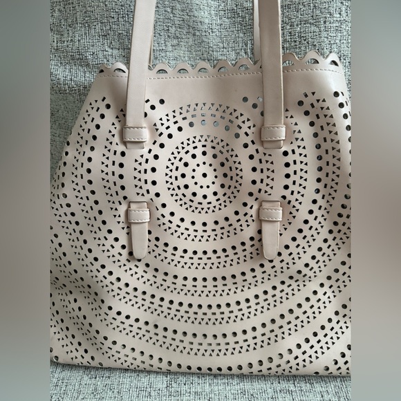 Pink Laser-Cut Tote Bag - Picture 3 of 15